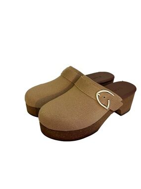 Rothy's The Classic Clog in Butternut NWOT